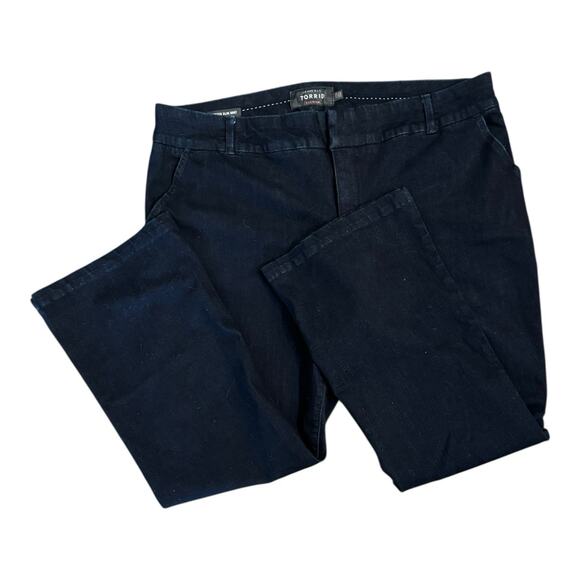 Torrid Jeans Premium Trouser Slim Boot Mid Rise Stretch Women's 22R Dark Wash - Picture 3 of 7